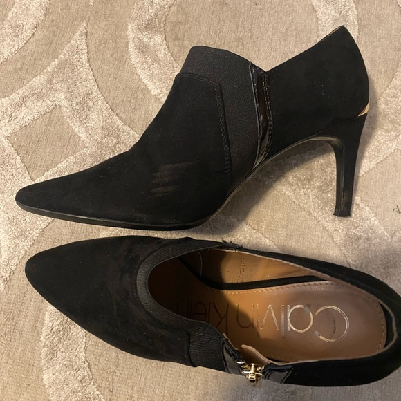 Calvin Klein Suede Low Heel Bootie - Picture 10 of 10